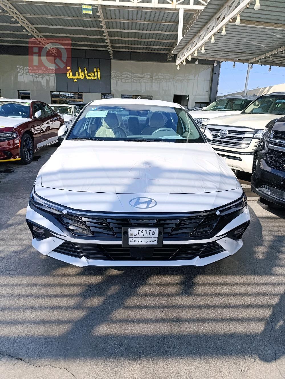 هیوندای ئەلەنترا